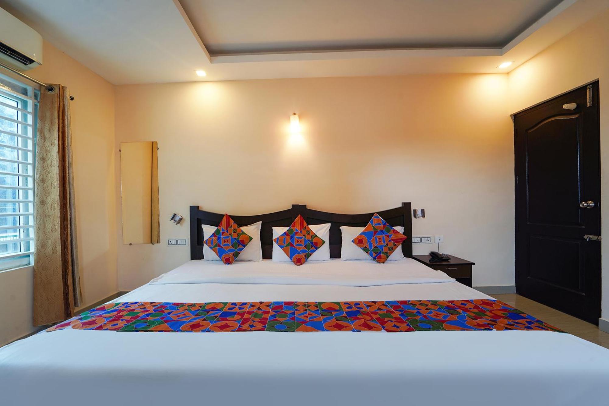 Zion Plaza Otel Nedumbassery Dış mekan fotoğraf