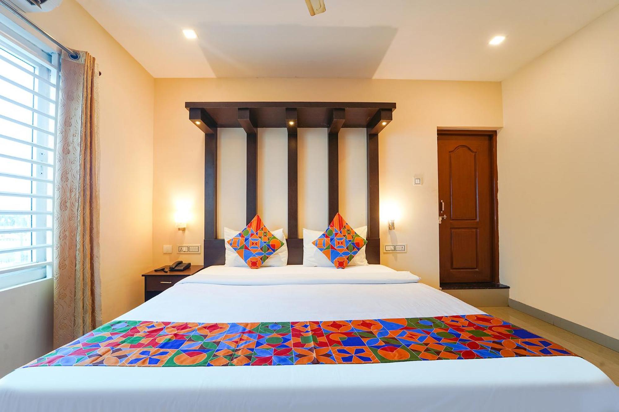 Zion Plaza Otel Nedumbassery Dış mekan fotoğraf