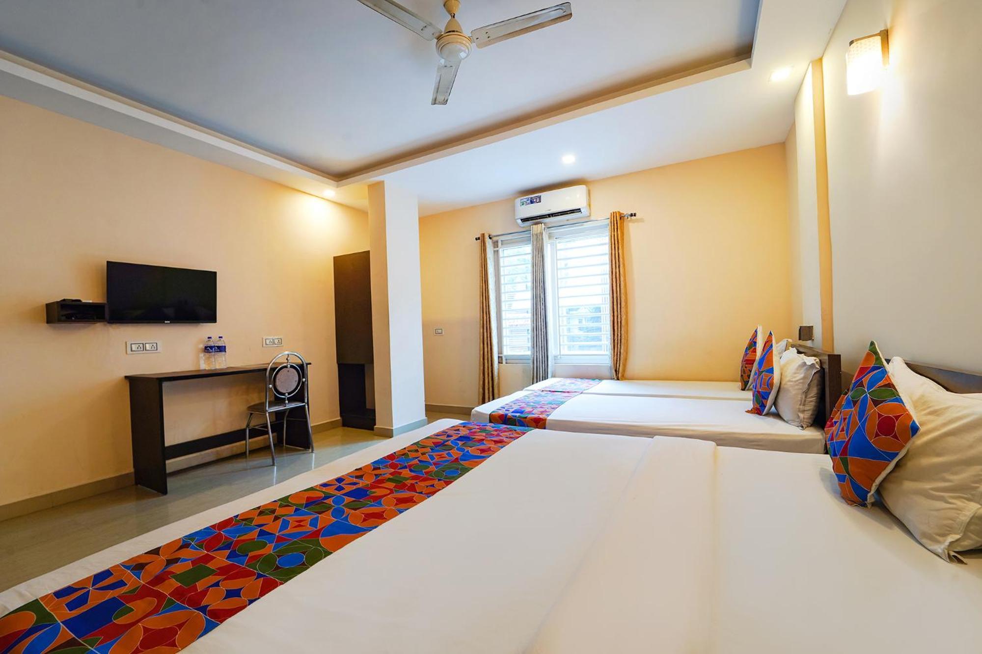 Zion Plaza Otel Nedumbassery Dış mekan fotoğraf