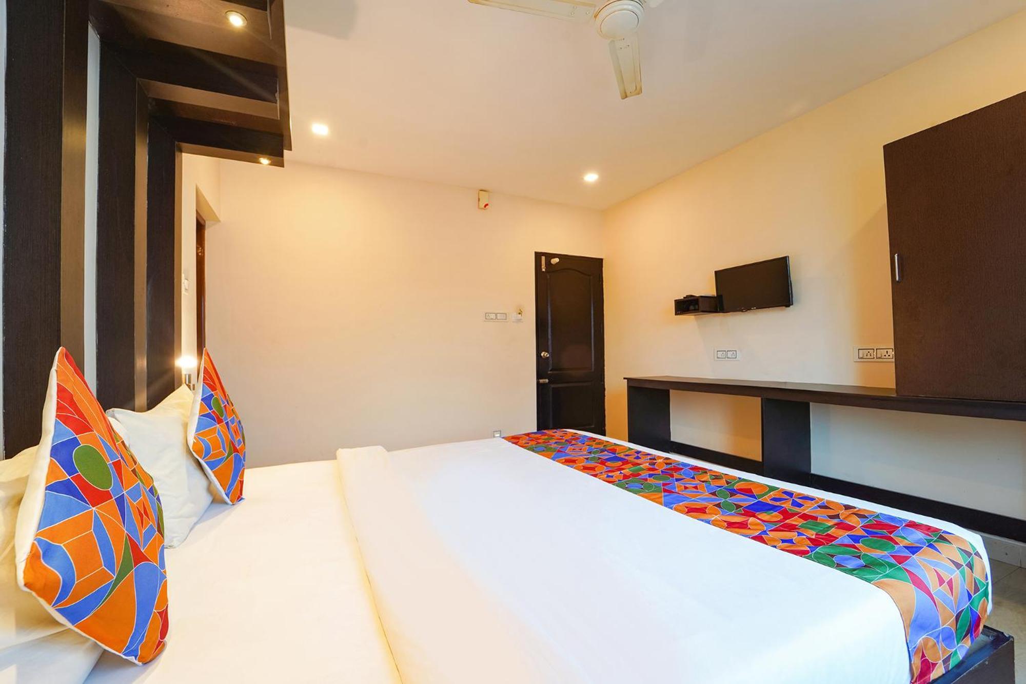 Zion Plaza Otel Nedumbassery Dış mekan fotoğraf